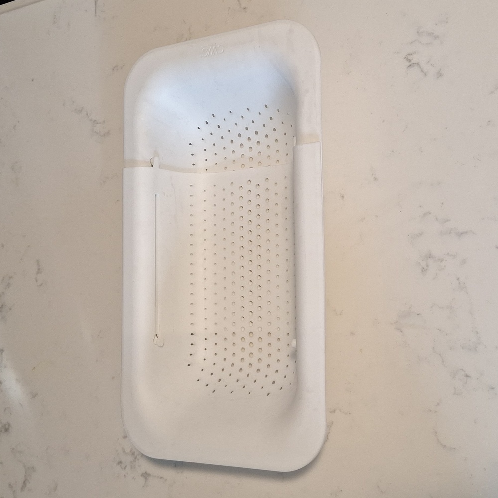 Expandable  strainer  by cook with color